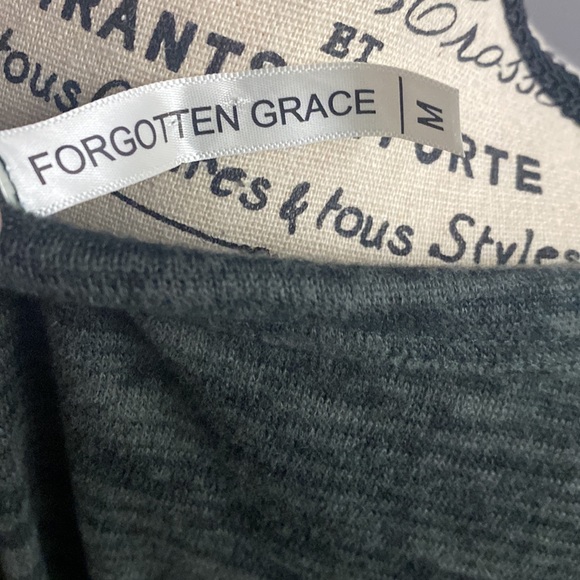 NWOT Nordstrom Forgotten Grace Sweater - Medium - Picture 5 of 6